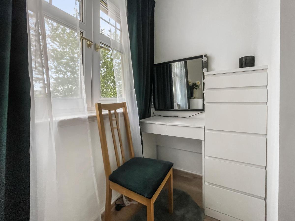 Comfortable 2 Bedroom Flat In The City Centre Edimburgo Exterior foto